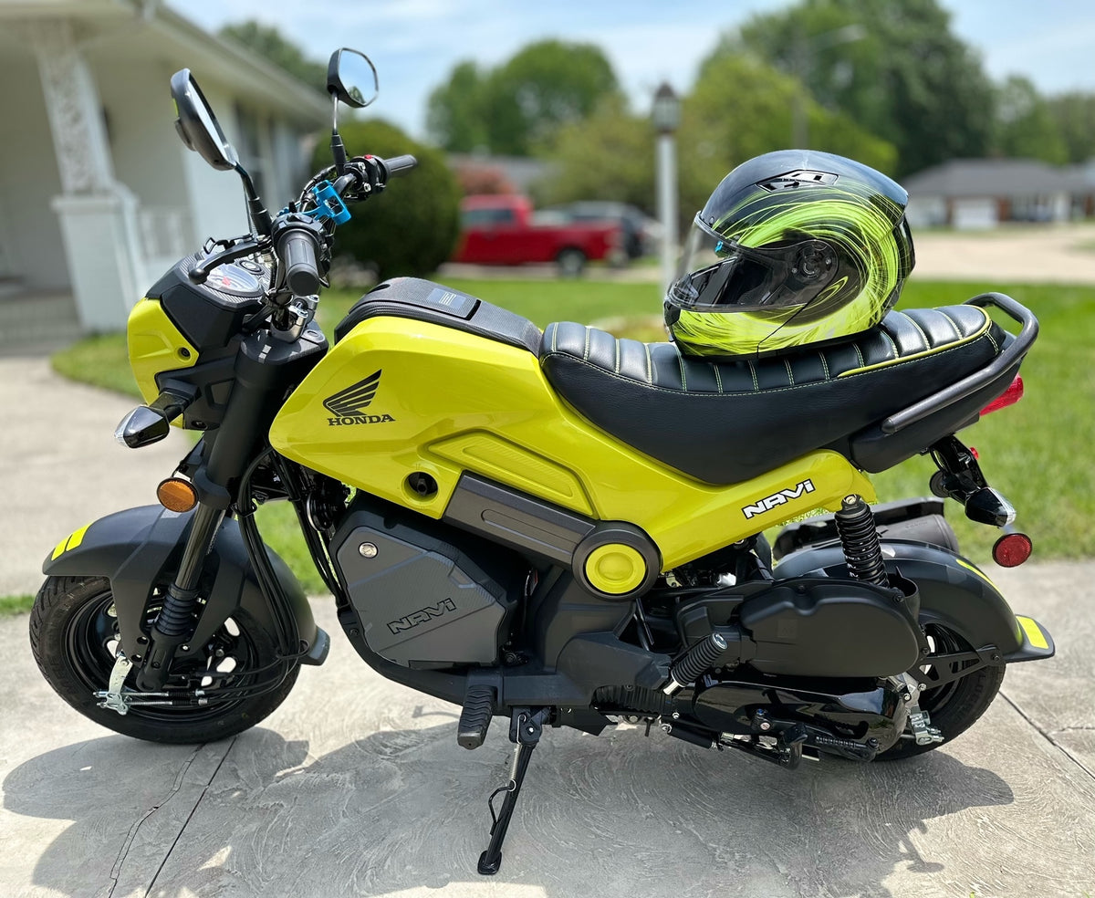 Honda Navi tuck-and-roll seat cover installed