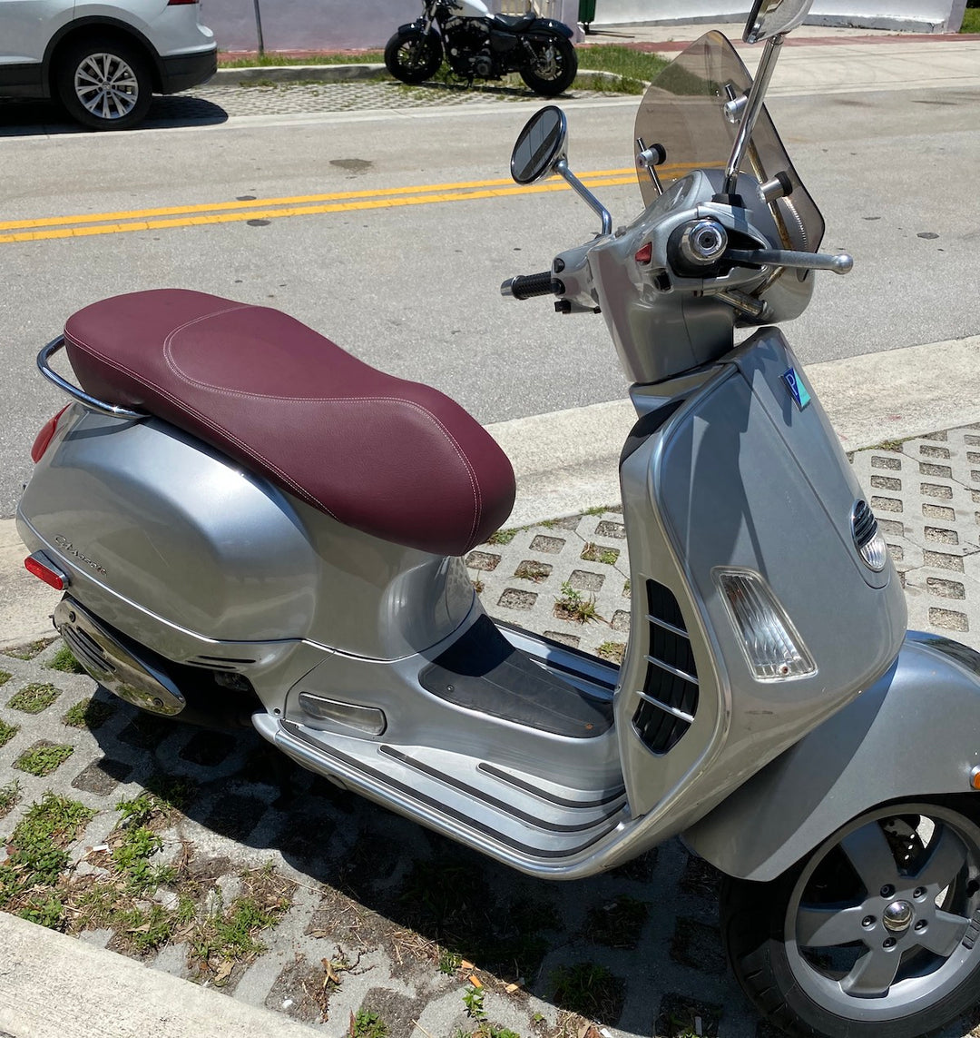 Vespa GTS 125 250 300 Merlot Burgundy Seat Cover