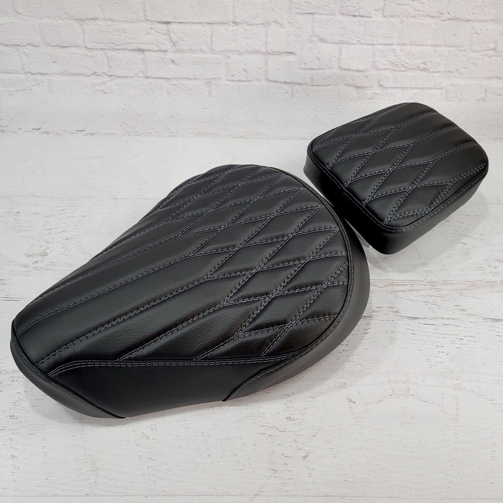 Honda Super Cub C 125 Black Diamond Pleat Seat Cover